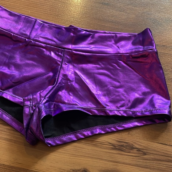 Music Legs Purple Metallic Booty Shorts One Size - Picture 3 of 6